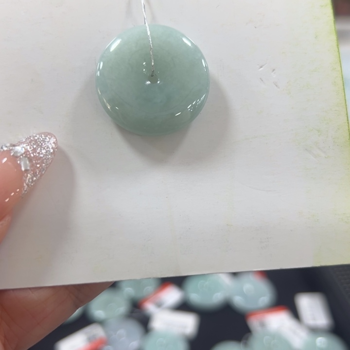 高***潘翡翠未镶嵌颈饰翡翠挂件