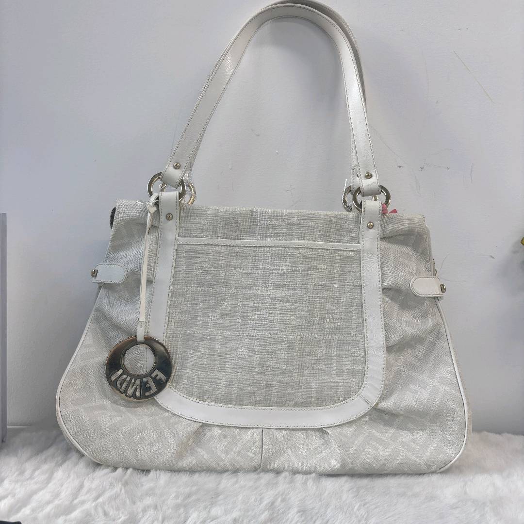 95新 FENDI/芬迪 小野专属/单肩包/DY6820