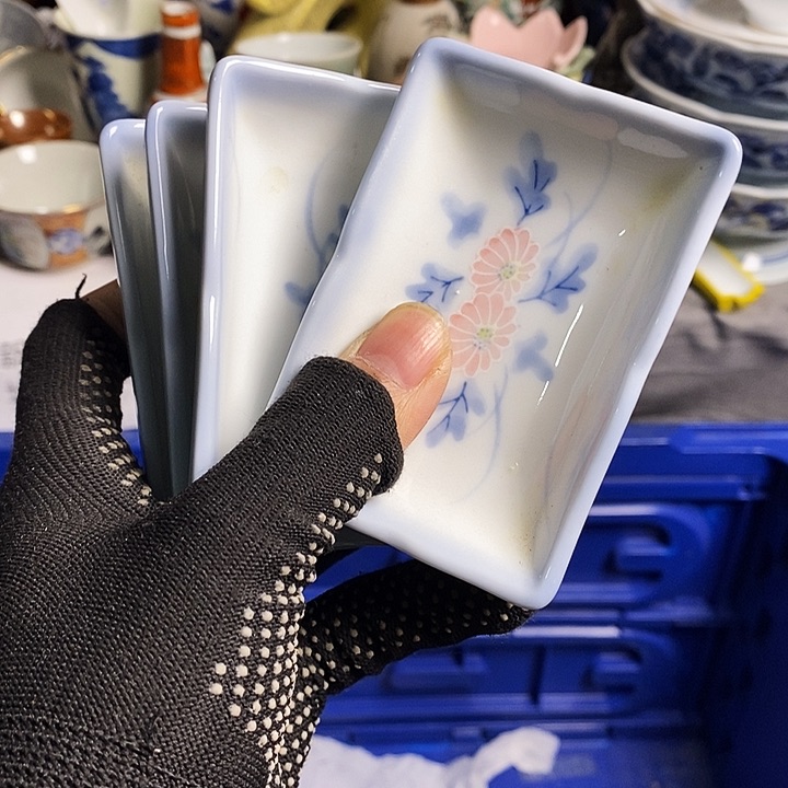 朱**儿陶瓷餐具家用小型