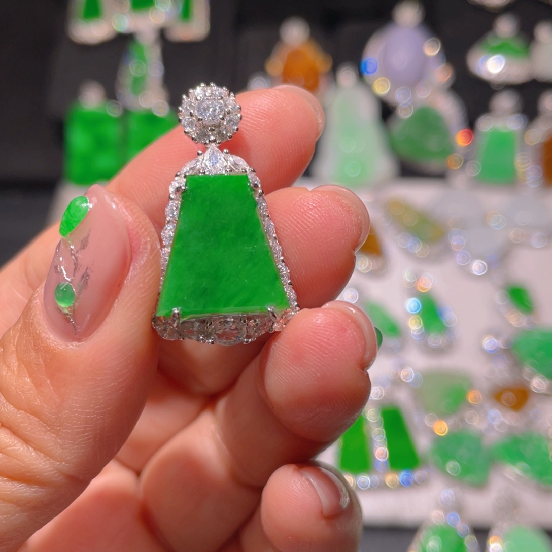 翡翠颈饰银S925镶嵌精品 