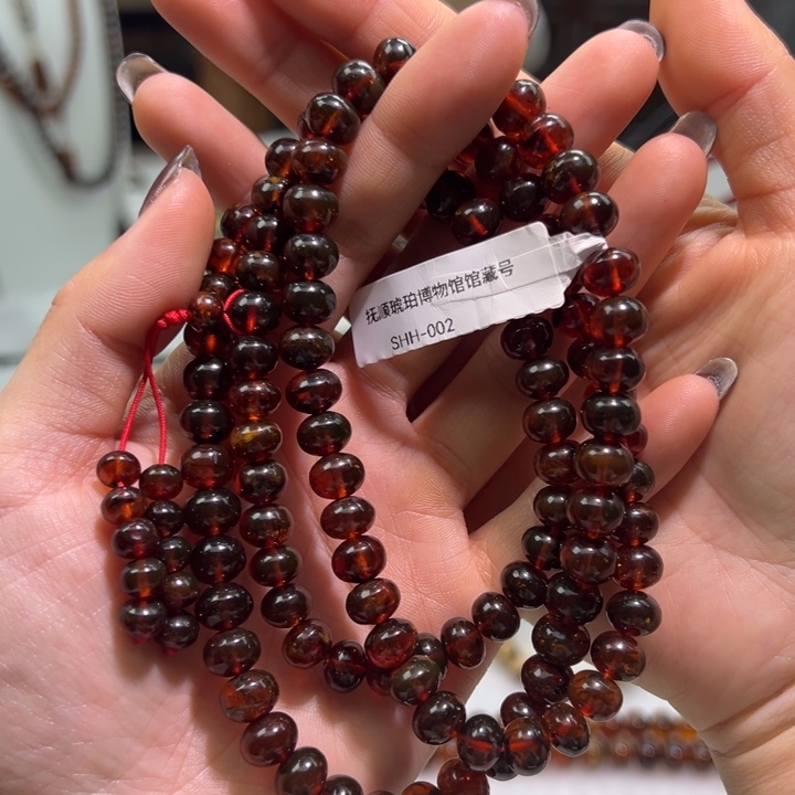 琥珀未镶嵌裸石抚顺琥珀血珀8m