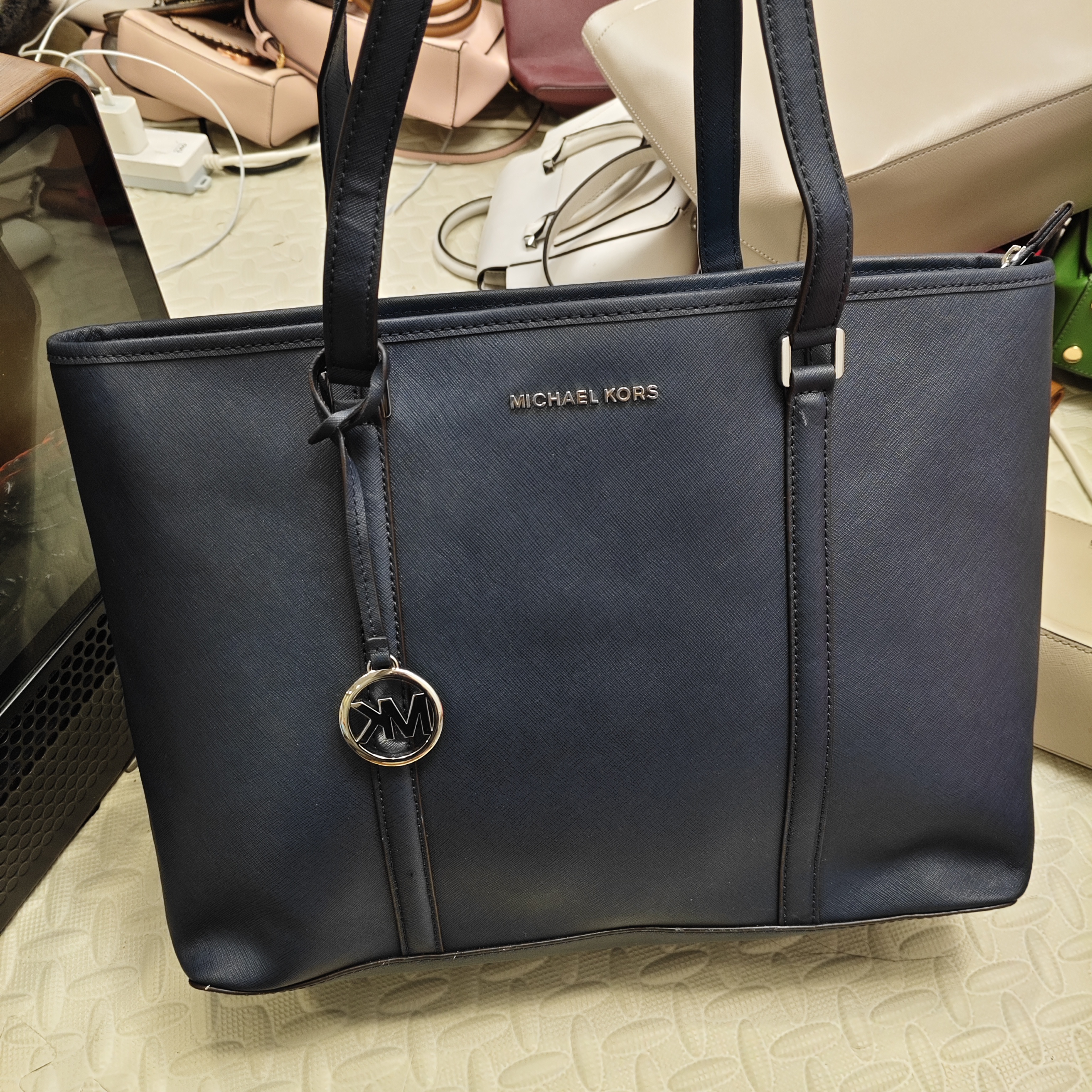 99新 MICHAEL KORS/迈克高仕 大麦中古/mk藏蓝色托特/单肩包/