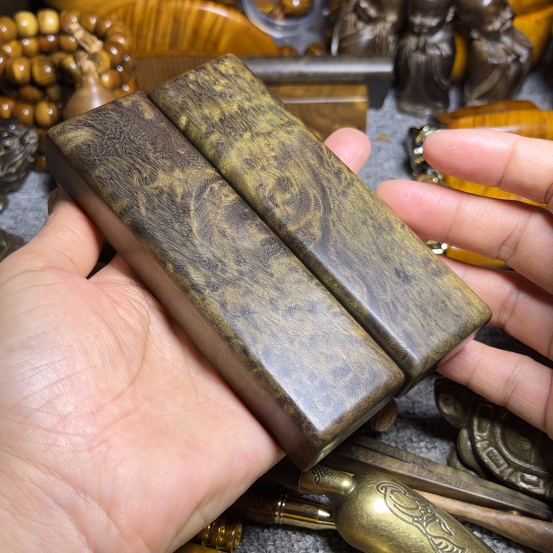 金丝楠阴沉木龙胆金条