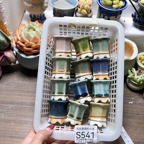 紫砂花盆541微瑕品口径3厘米左右的