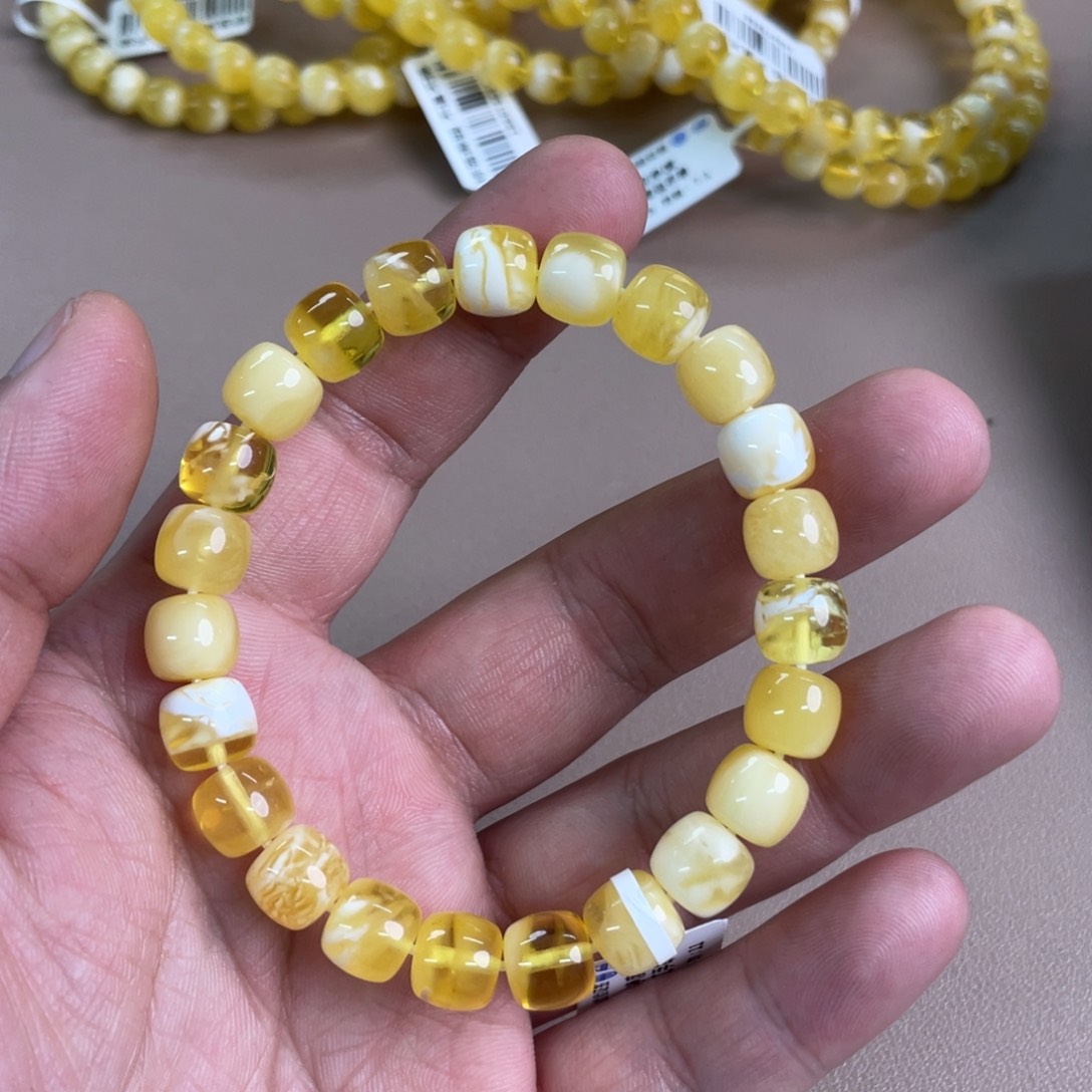 琥珀裸石未镶嵌056000000