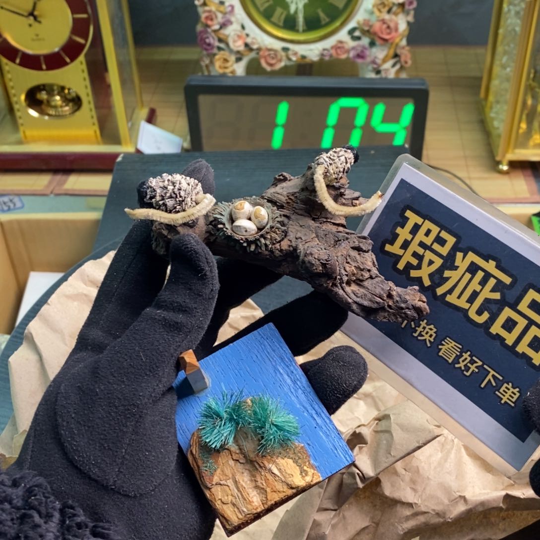 摆件有瑕疵有瑕疵