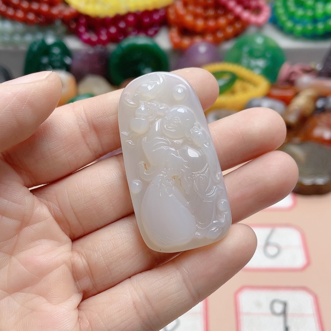 玛瑙/玉髓颈饰合金美*?