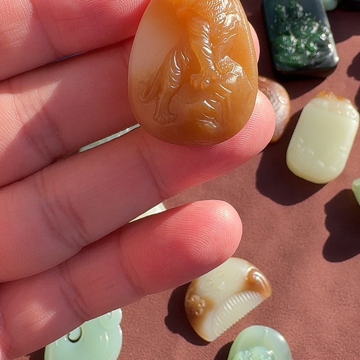 和田玉（糖玉）未镶嵌吊坠(不含链)