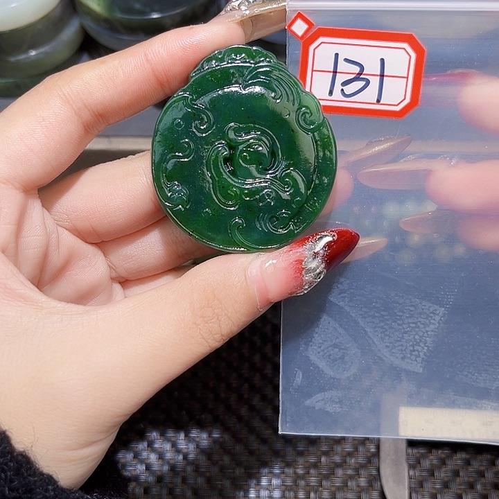 和田玉和田玉边角料随机发未镶嵌