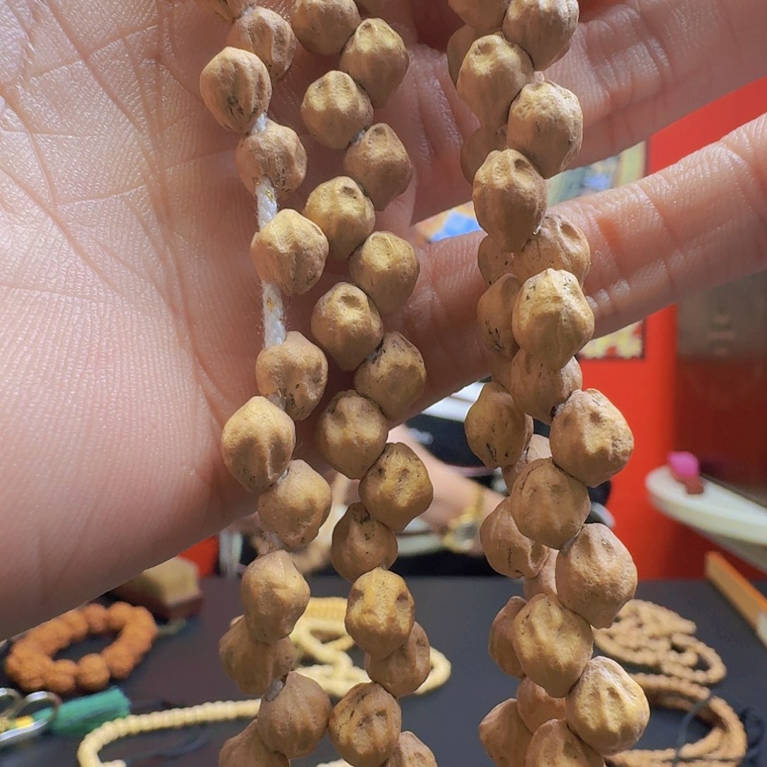 柏香籽/百香籽手串遵****民