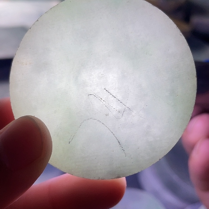 翡翠挂件未镶嵌毛料39