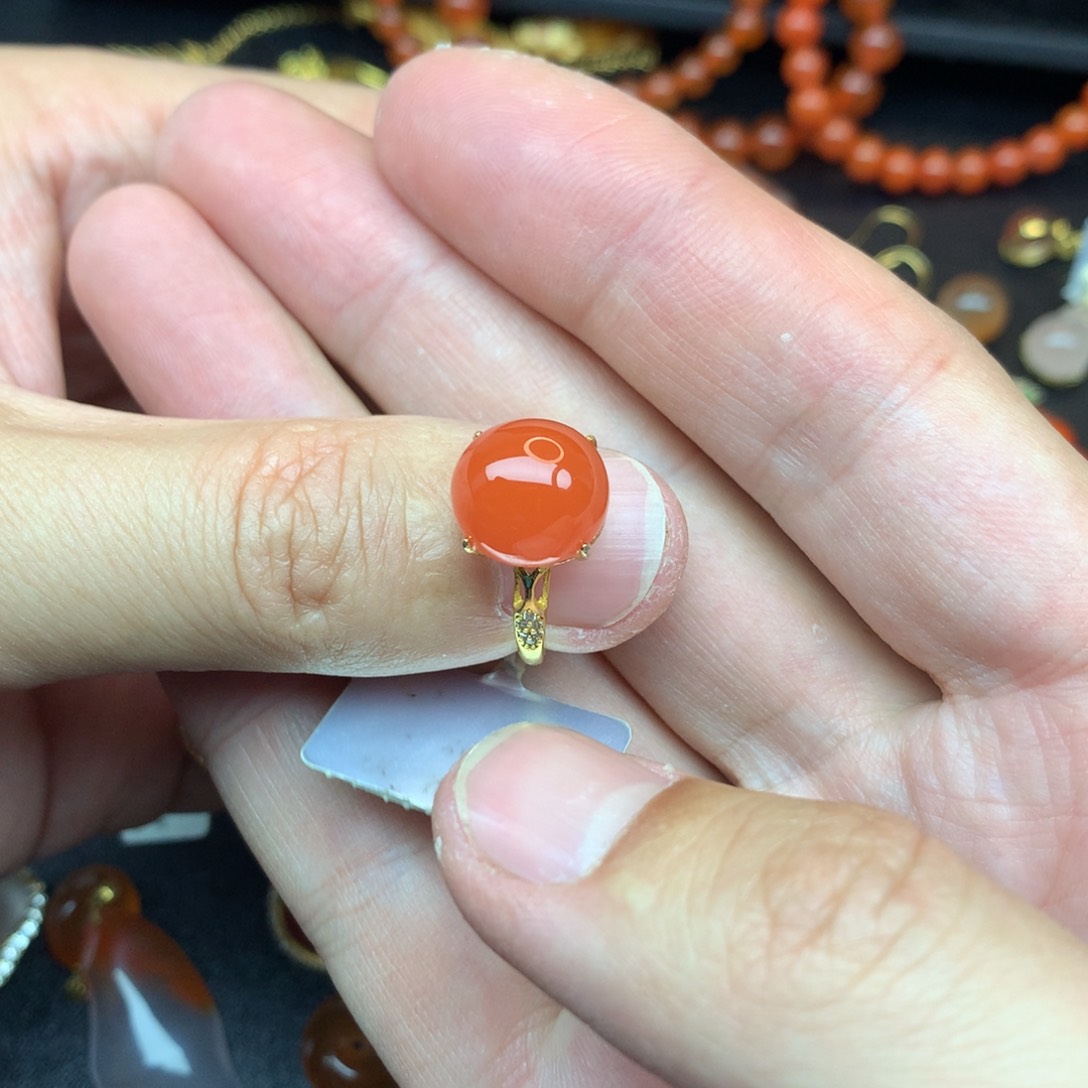 定制南红玛瑙未镶嵌