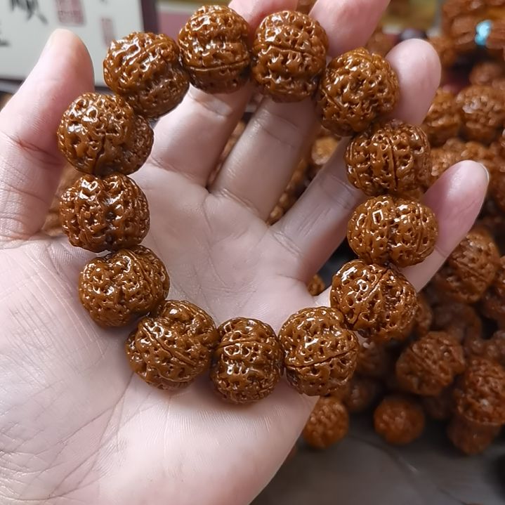 大叶紫檀（黑酸枝木类）