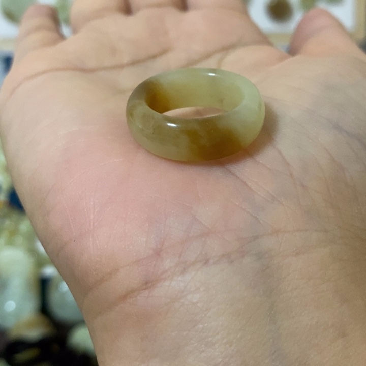 和田玉未镶嵌戒指一****）