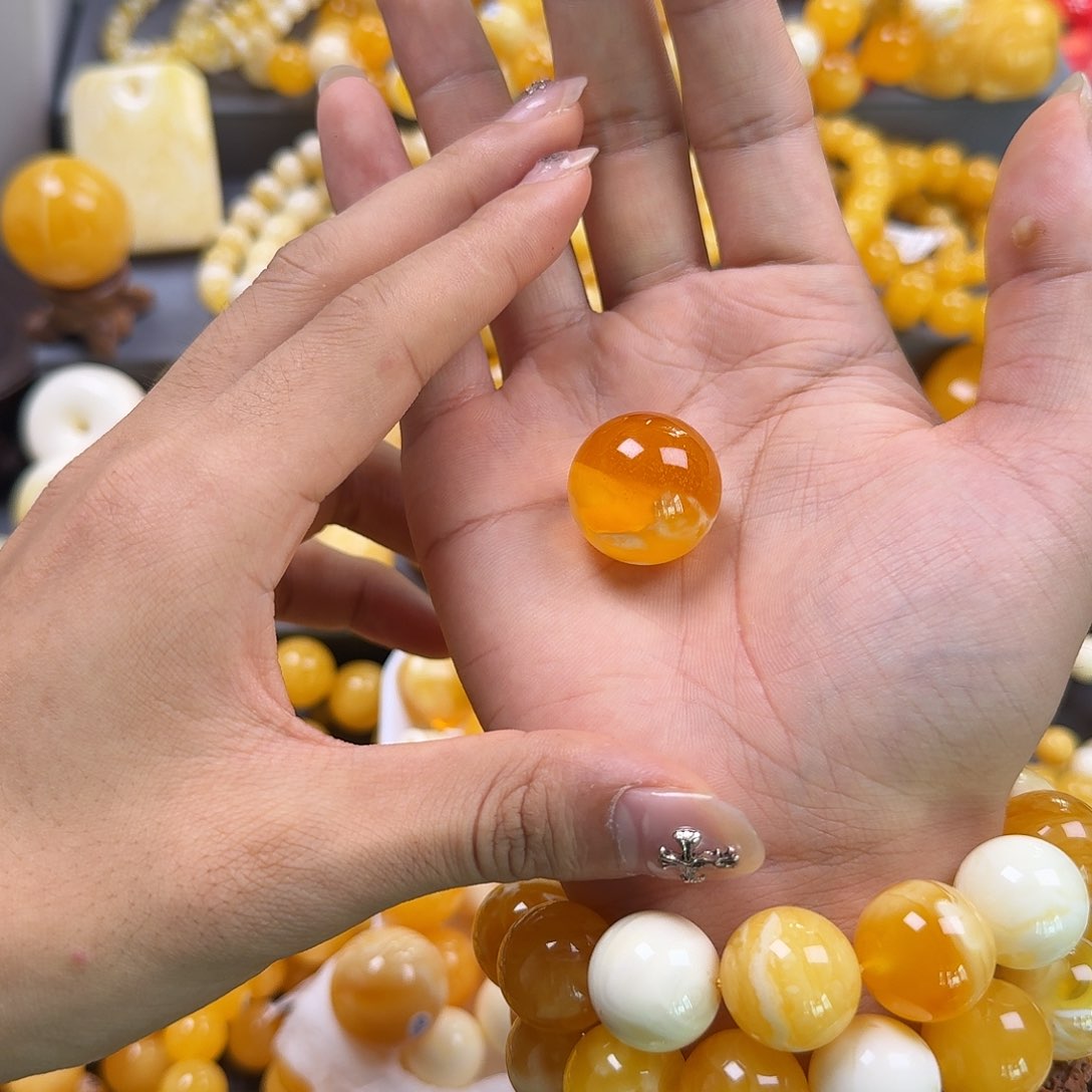 琥珀珠宝奇石未镶嵌23mm