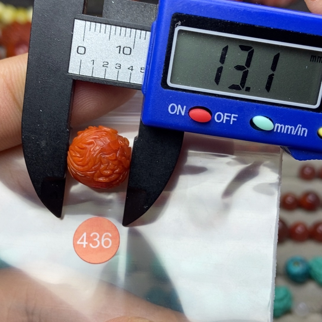 南红玛瑙未镶嵌南红玛瑙有瑕疵