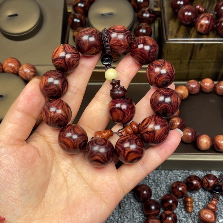 花梨木类快****下2.0对眼