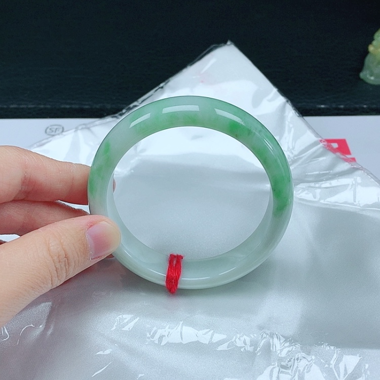 【闪购商品】翡翠手镯未镶嵌天然翡翠手镯