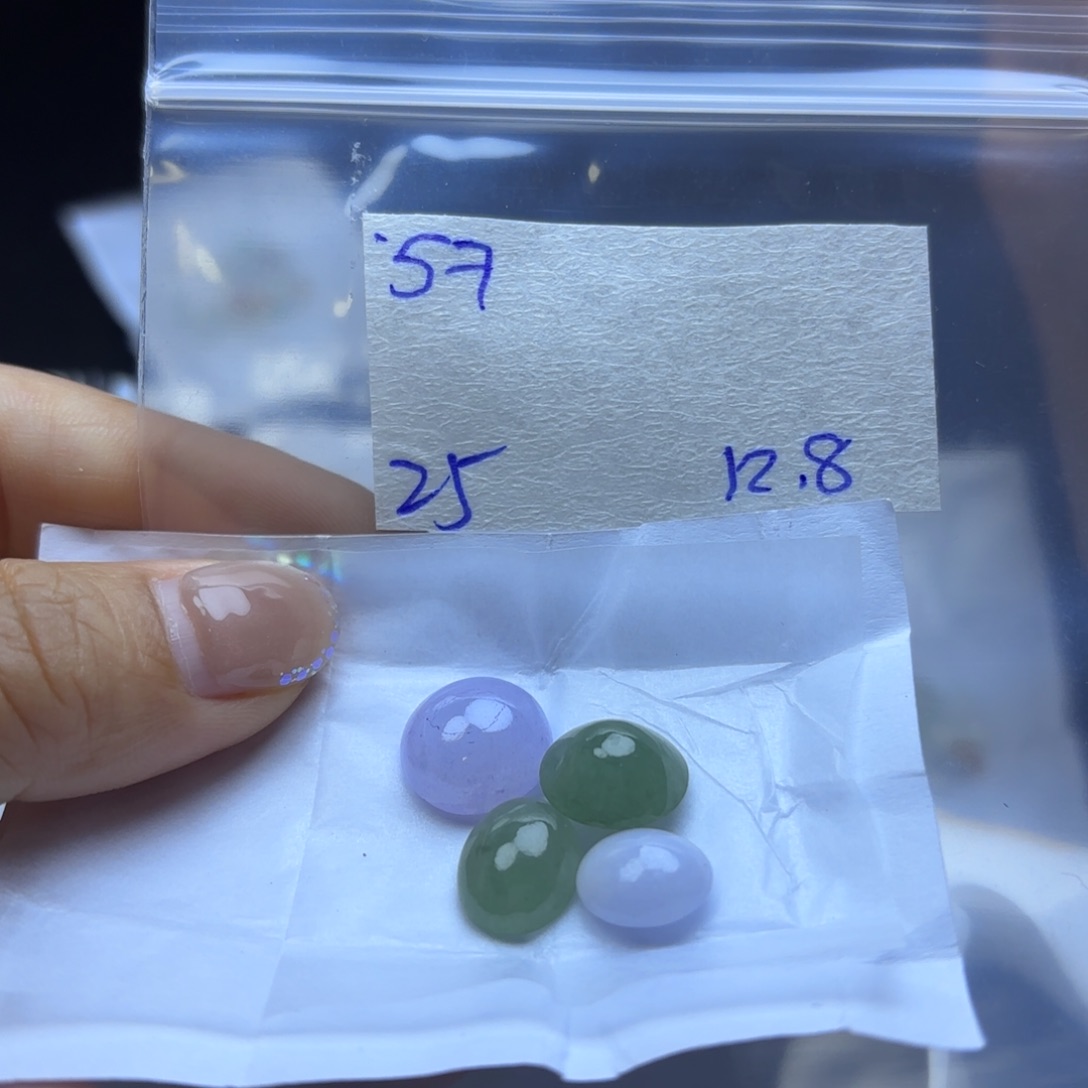 定制翡翠未镶嵌不退
