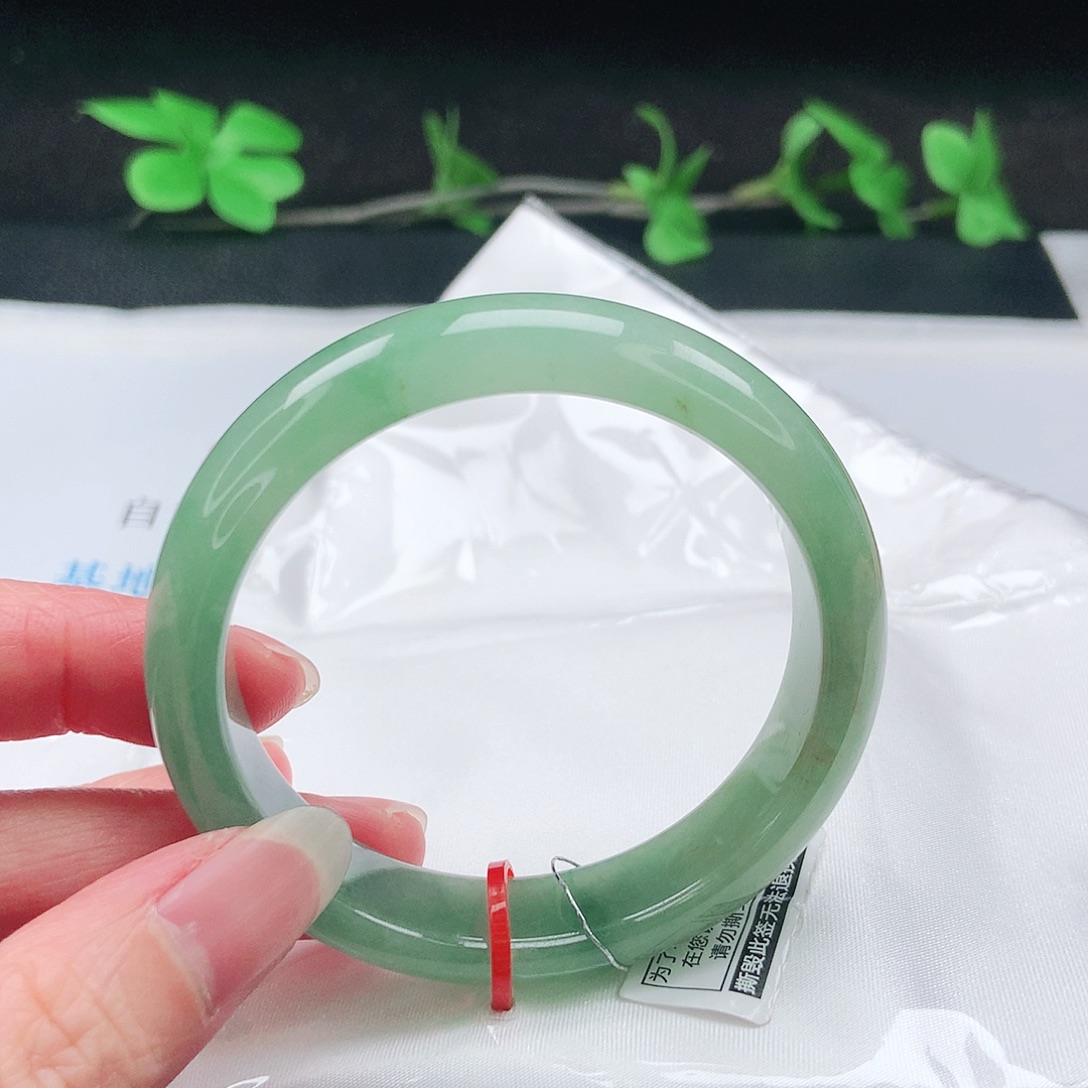 未镶嵌手镯翡翠53圈