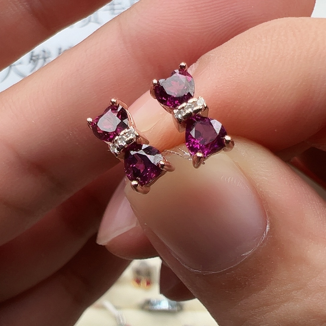 石榴石银S925镶嵌耳饰1