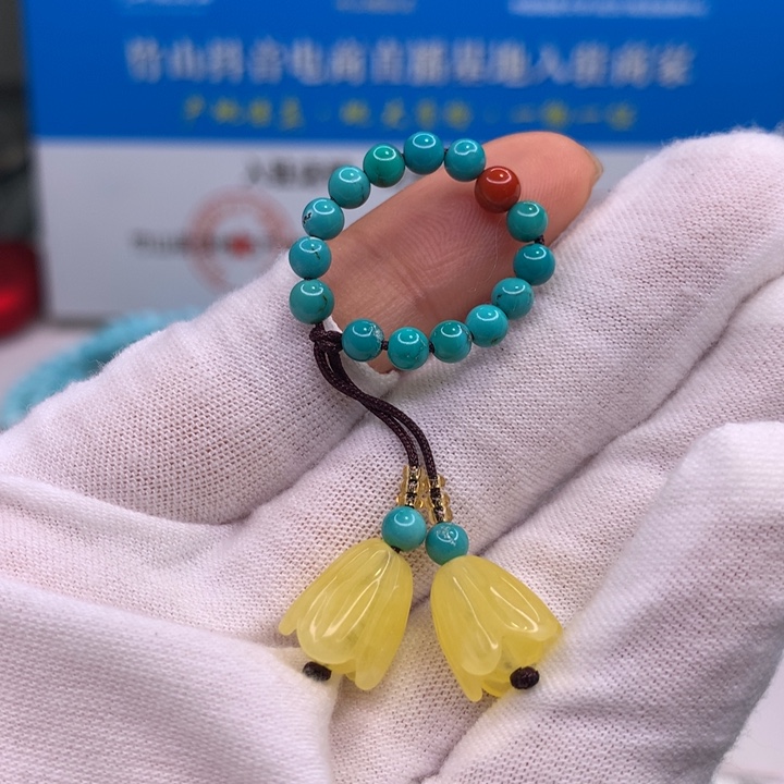 绿松石配饰未镶嵌