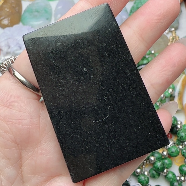 翡翠未镶嵌颈饰天然A货93