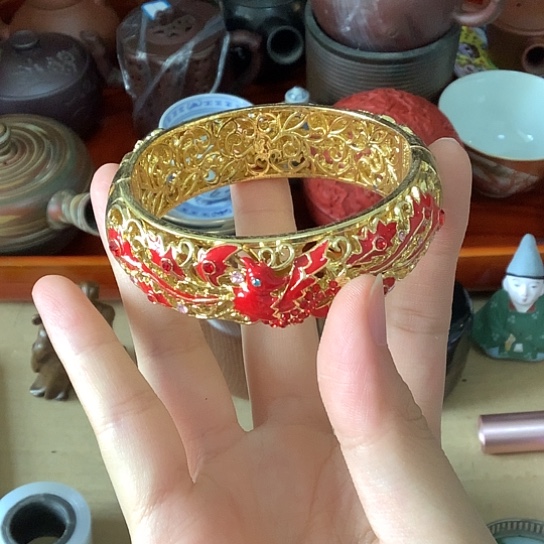基哥日瓷中古百货