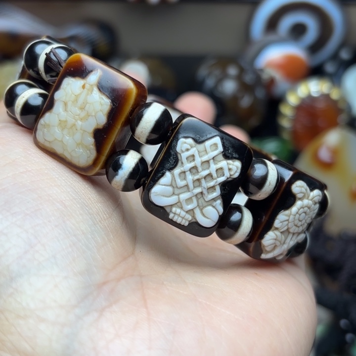 玛瑙/玉髓未镶嵌颈饰