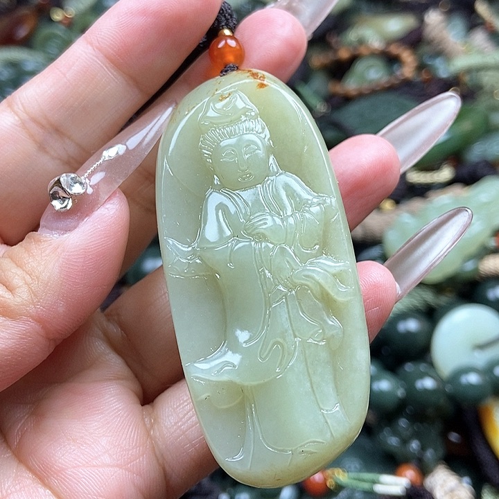 和田玉颈饰未镶嵌