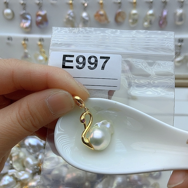 淡水珍珠颈饰银S925镶嵌