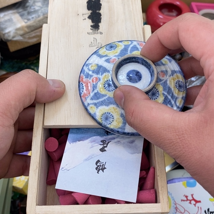 瓷片o o o o o o o o