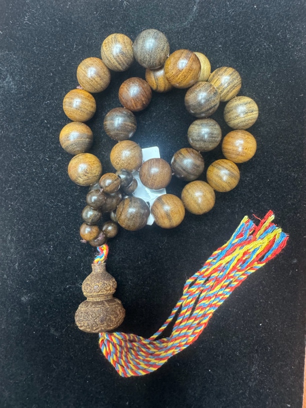 【今世缘】编号：079沉木手串