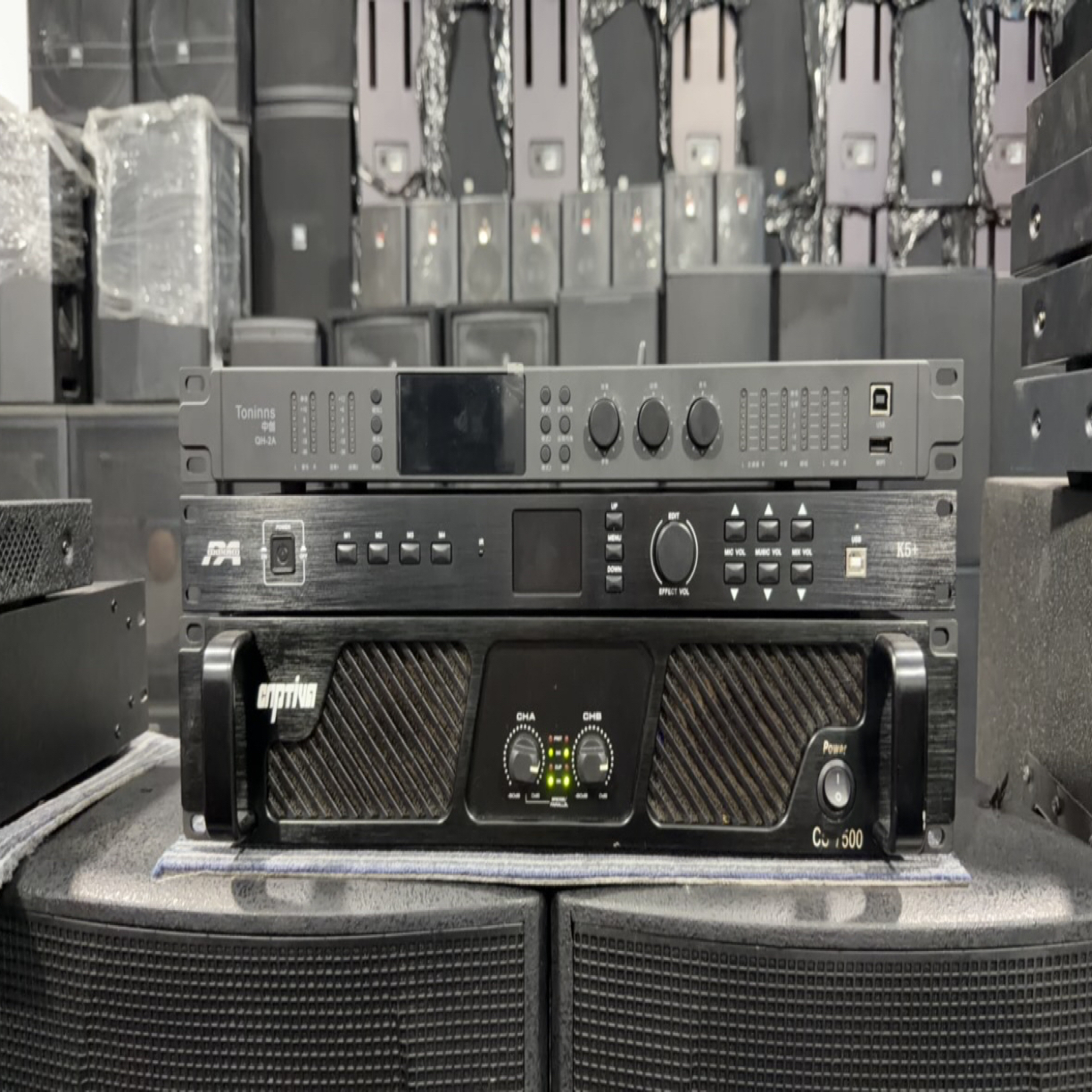 不包邮，2x800瓦百威王子功放