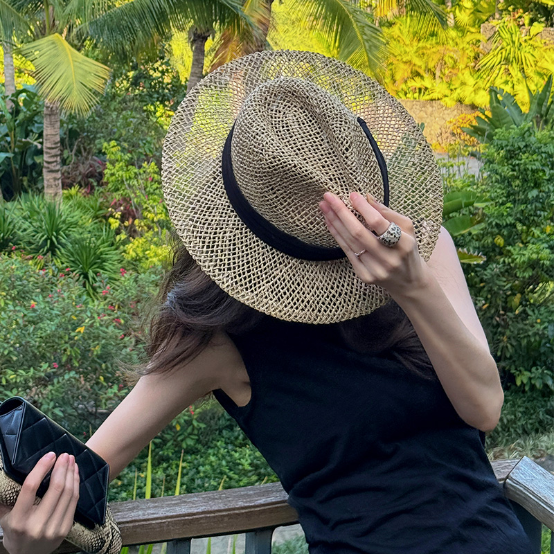 【ALONE SAVOR】 度假风设计感百搭爵士顶草编遮阳帽B075