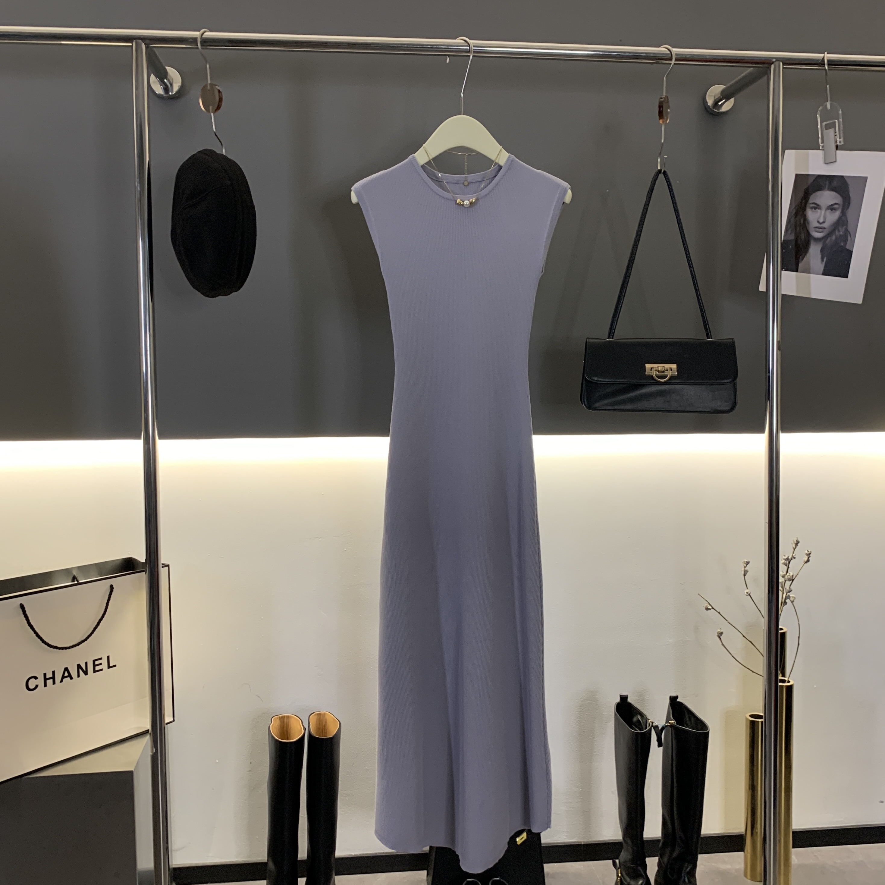 IN.MMIN03冰丝圆领针织连衣裙无袖设计修身显瘦气质打底裙长款