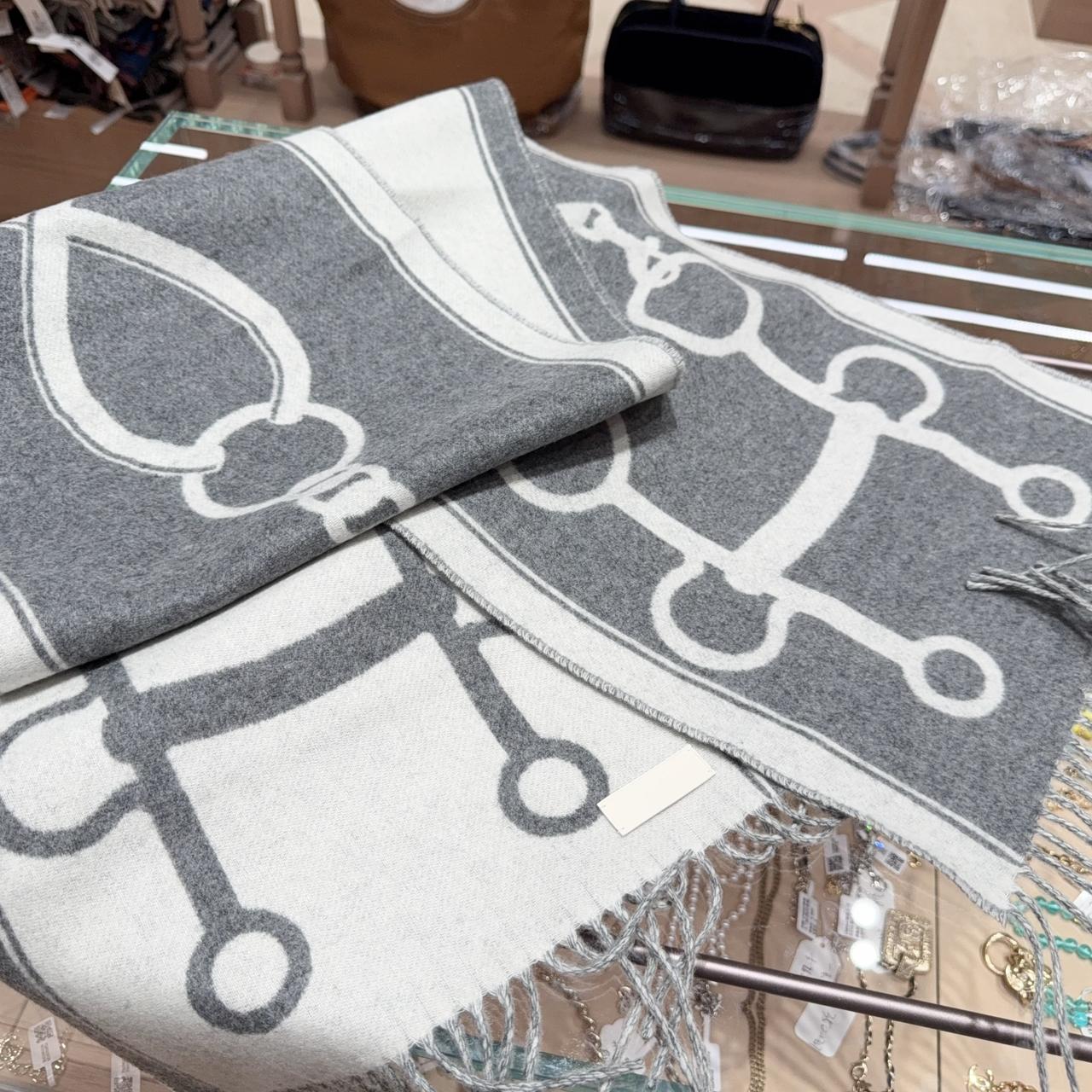 未使用 Hermes/爱马仕 Casaque Mors双面羊绒围巾100%羊绒 中灰色