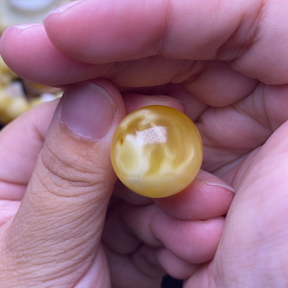 琥珀未镶嵌裸石20