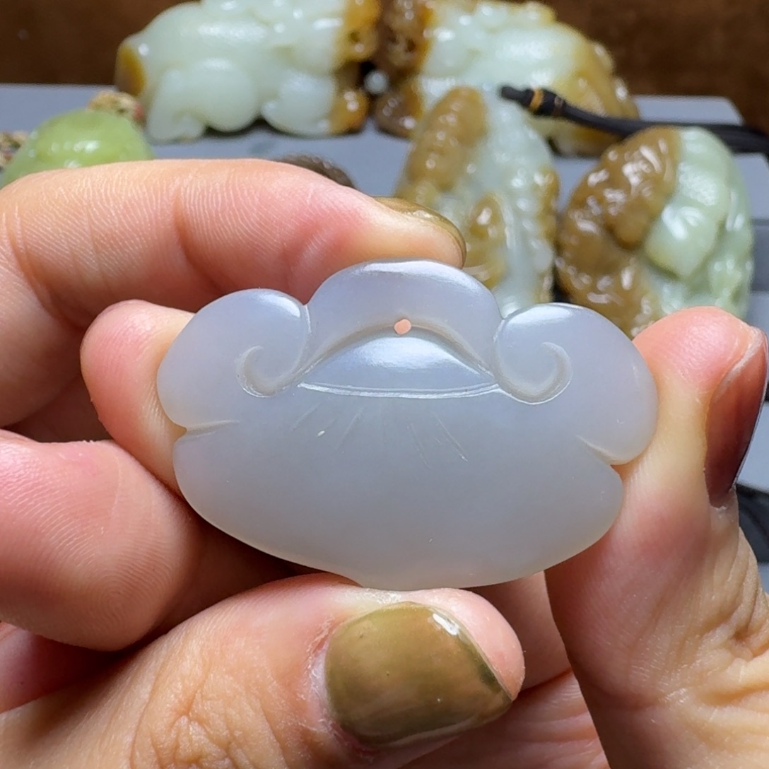 颈饰未镶嵌和田玉