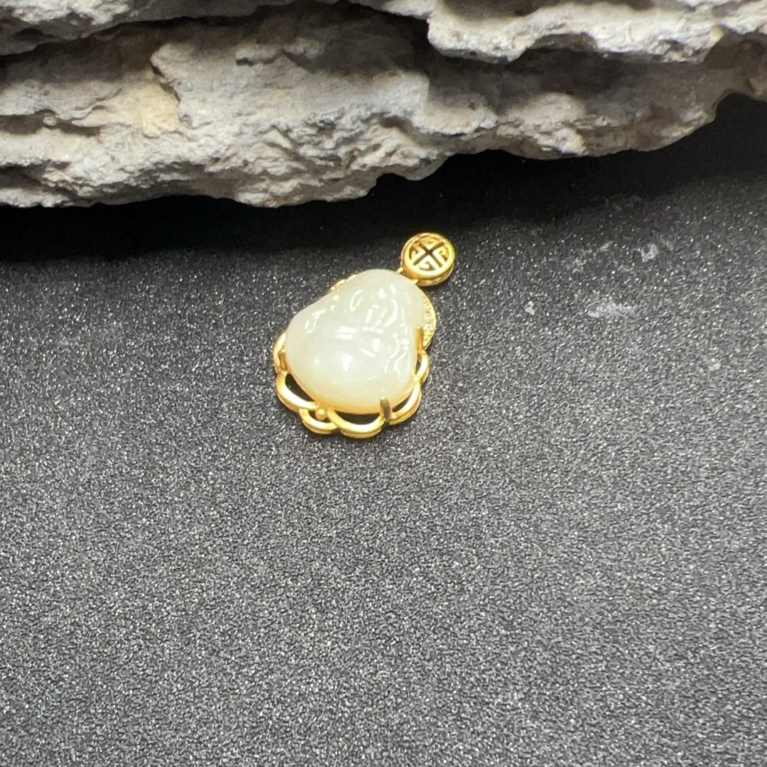 BY0226FHLZ标015 和田玉挂件