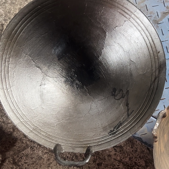 铸铁老式传统铸铁生铁锅#42