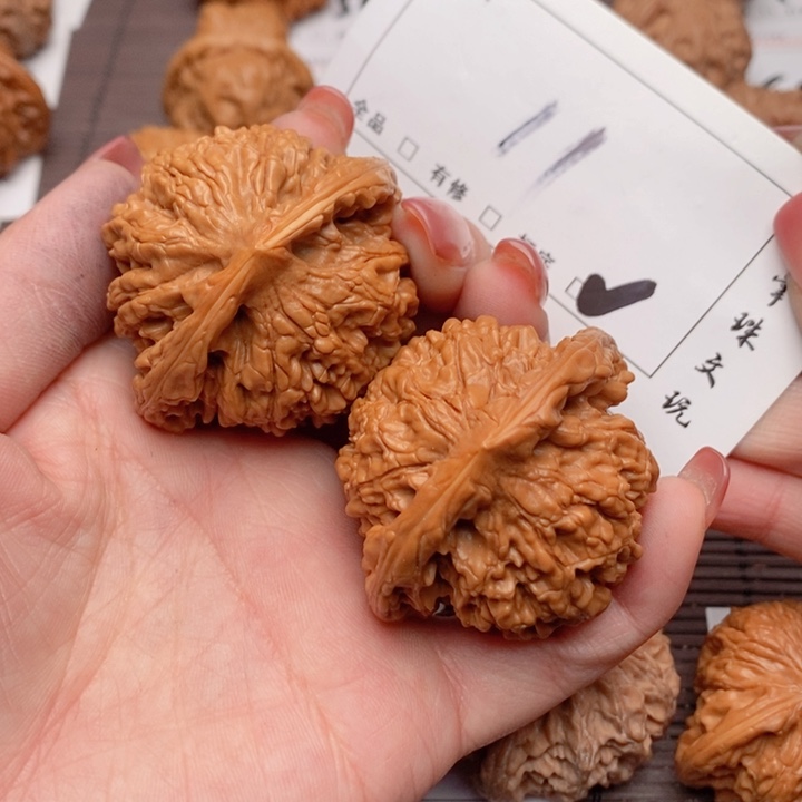 文玩核桃吊坠48官帽11