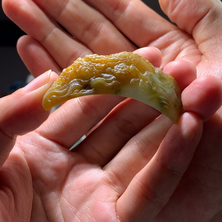 定制翡翠未镶嵌y**?手牌