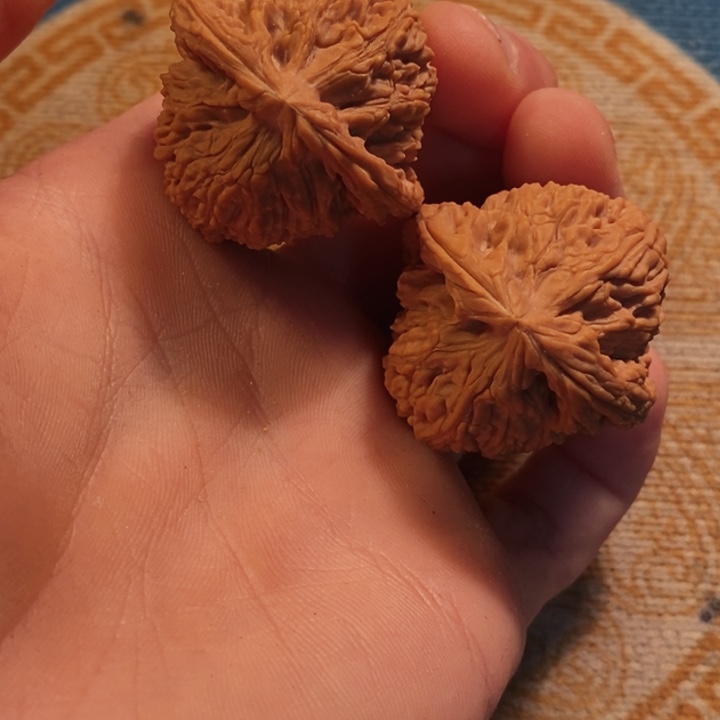 文玩核桃吊坠全品南疆42