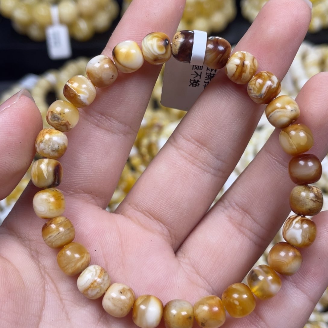 蜜蜡未镶嵌珠宝奇石7.5m