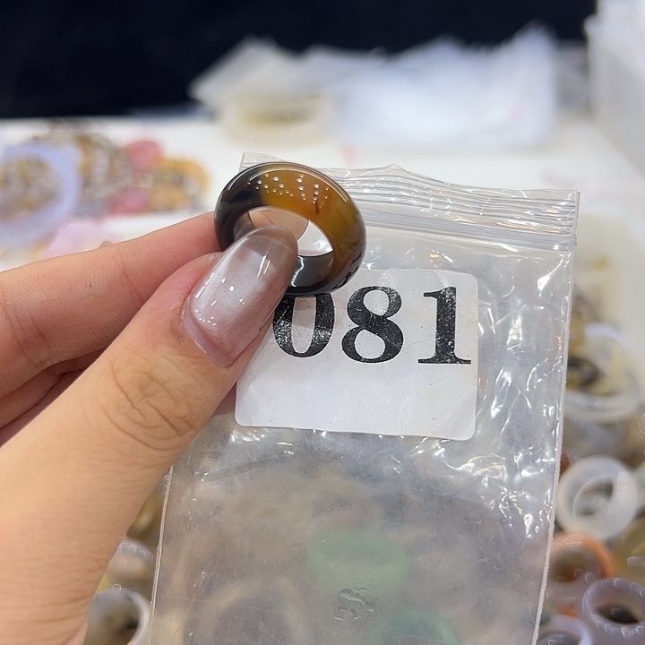 玛瑙/玉髓戒指合金81港12
