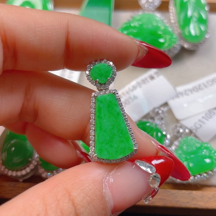 翡翠银S925镶嵌吊坠(不含链)翡翠