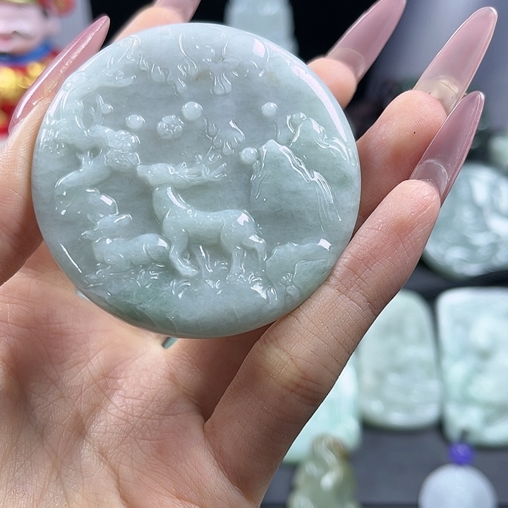 【闪购商品】翡翠颈饰未镶嵌鹿牌