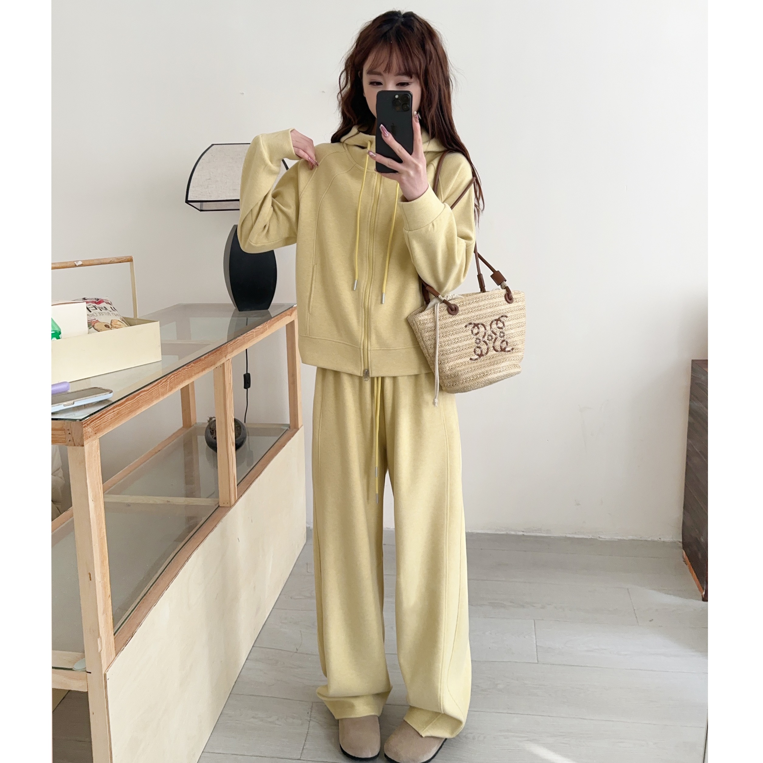 优果-【休闲时光】早春新款韩系简约休闲连帽外套长裤套装