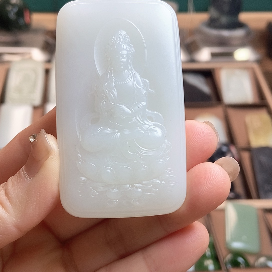 和田玉（糖玉）颈饰未镶嵌